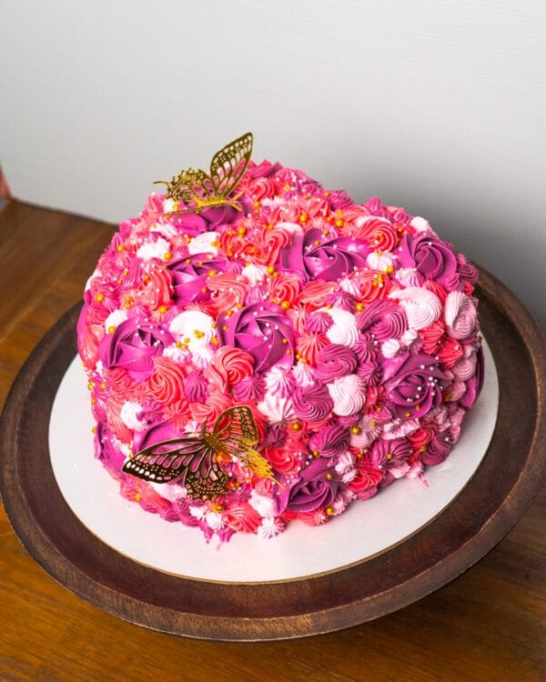 Blooms & Flavour Heart Shaped Harvi's BakeHouse